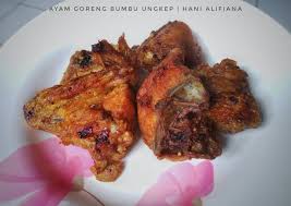 Resep ayam goreng tepung kriuk. Aneka Resep Ayam Goreng Bumbu Ungkep Anti Gagal Sweetbuyouts