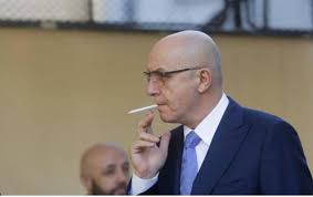 Amintim ca omul de afaceri puiu popoviciu a cladit in nordul bucurestilor cea mai mare investitie imobiliara din romania, cunoscuta sub numele de. BombÄƒ Curtea De Apel ConfiscÄƒ De La Omul De Afaceri Puiu Popoviciu Terenul Pe Care Au Fost Construite Ikea Mall BÄƒneasa È™i Ambasada Sua