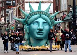 Veterans Day parade rolls through downtown New Castle