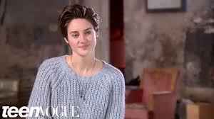 In hetzelfde jaar speelde ze hazel in de film the fault in our stars.later dat jaar kwam de film divergent, waarin ze de rol van beatrice prior vertolkt. Shailene Woodley Talks About Her Character Hazel In The Fault In Our Stars Teen Vogue Youtube