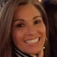 Lisa Banks's Instagram, Twitter & Facebook