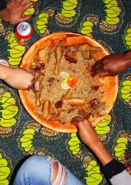 Le Mouyi Kolgo Ou Riz Gras Au Soumbala Soumaraokedjenou Okedjenou Riz Gras Recettes De Cuisine Africaine Recettes Africaines