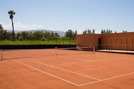 Τύπος επιφάνειας που διεξάγεται αγώνας τένις (el). Top 7 Villas In Marrakech With Tennis Courts Villanovo