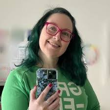 Vanessa Ozuna's Instagram, Twitter & Facebook