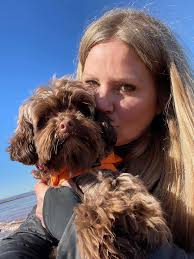 Visiting Ellicottville with a dog