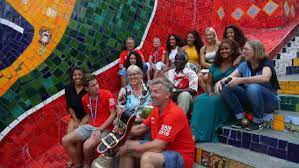 Mujinga elodie kambundji naît le 17 juin 1992 à berne ou liebefeld d'un père congolais et d'une mère bernoise1,2,3,4,5,6. Mujinga Kambundji Hat Jetzt Zeit Fur Ihre Liebsten Blick