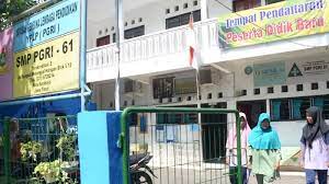 Sekolah sd swasta terbaik di surabaya. Dewan Minta Pemkot Surabaya Gratiskan Spp Sekolah Swasta Di Tengah Wabah Corona Surya