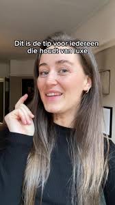 Signature for Larissa