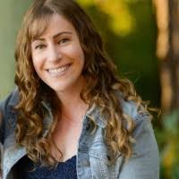 Lindsey Amos Email & Phone Number