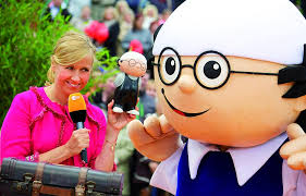 Juli 2019 live vom mainzer lerchenberg moderatorin andrea kiewel. Geschwister Bur Gmbh Zdf Fernsehgarten In Mainz 1 Tag