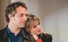 Francesca barra e claudio santamaria in tribunale a potenza insieme all'ex marito di lei, marcello molfino. Francesca Barra Claudio Santamaria Il Nostro Bambino Non C E Piu