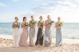 Beach Bridesmaids In Hawaii Bridesmaid Inspiration Wedding Color Pallet Ocean Inspired Wed Maui Beach Wedding Maui Wedding Photographers Maui Weddings