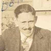 Frederick Cartwright's Instagram, Twitter & Facebook