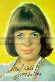 Autogrammkarte der DDR-Sängerin Marion Neumann