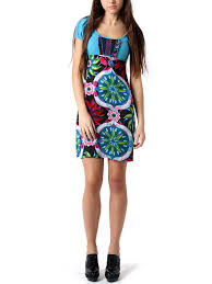 Faça compras na maior seleção de produtos do mundo e encontre as. Foto Custo Barcelona Vestido Azul Multicolor M Foto 390110