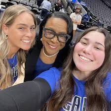 The NBA's Dallas Mavericks Host HPU Students for Externship