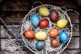Soak it with 4 cups of boiling water. Coloring Easter Eggs With Natural Dyes Oryana Community Co Op