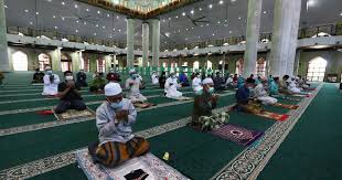 At night we stopped by at this mosque. Masjid Mukim Surau Musala Di Seluruh Kelantan Diarah Tutup Malakat Tribune