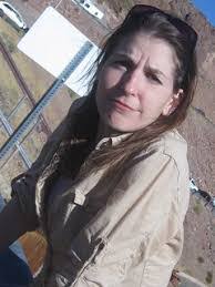 Tara Cummings's Instagram, Twitter & Facebook