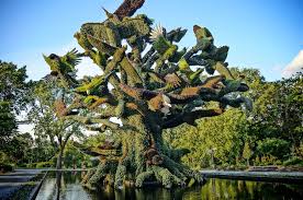 Mosaicultures Internationales L Arbre Aux Oiseaux Photo Prise Avant Tout Le Monde Par Michel Raymond Jardin Botanique Montreal Jardin Botanique Jardins