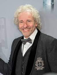 Der wurde mit goldmünzen bezahlt. Thomas Gottschalk Biografie Who S Who