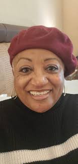 Is the beret still a common Parisian hat style?