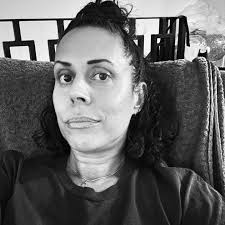 hard-posting selfies is so cringe.” -gen z intern