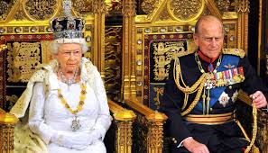 O rei george acabou dando permissão a philip para se casar com a futura rainha. Por Que Philip Marido Da Rainha Elizabeth E Chamado De Principe E Nao De Rei Vix