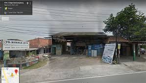 Ambilah segenggam tanah yang akan dijual oleh kita kemudian kita bacakan amalan sebagai berikut: Jual Tanah Dan Bangunan Toko Dan Rumah Bandung Barat