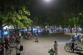 Was hat es denn mit der „critical demo auf sich? Critical Mass Stuttgart Criticalmass In