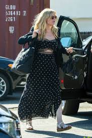 Kirsten dunst and her fiance jesse plemons have named their newborn son, ennis howard to verify, just follow the link in the message. Kirsten Dunst Was Seen Out With Her Son Ennis In Studio City 05 30 2019 1 Lacelebs Co
