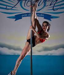 Sexy pole dance : rpoledancing