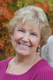 Lori Ogden's Instagram, Twitter & Facebook