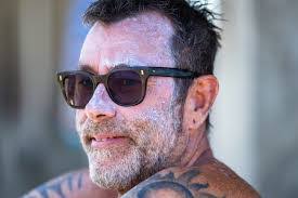 Larry Arce's Instagram, Twitter & Facebook