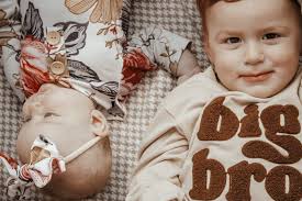 Hi everyone. I'm a birth and family photographer. I service the the FNQ  region providing families with memories to last a life time. Im happy to  meet of zoom, depending