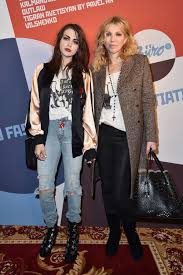 Frances Bean Cobain And Courtney Love Frances Bean Cobain Paris Fashion Week Fashion