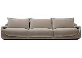Der bezug von sofas unterstreicht nicht nur das design des möbelstücks, er hat auch einen großen. Martini 3 Seater Sofa Giorgetti Milia Shop