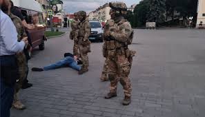 The security service of ukraine (ukrainian: Sbu Obyasnila Promedlenie Vo Vremya Zaderzhaniya Luckogo Terrorista