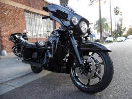 Mr Carlos Velandia Stopped By With His Amazingly Customized 2014 Flhtk Electra Glide Ultra Limited This Bike Is Rolling With Extensive Genuine Harley Davids