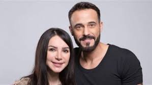 عن أبي هريرة رضي الله عنه قال: Ø¹Ù† Ø±ÙØ¶Ù‡ Ù…Ù„Ø§Ù…Ø³Ø© Ø§Ù„Ù…Ù…Ø«Ù„Ø§Øª ÙˆÙ…Ø­Ù…Ø¯ ØµÙ„Ø§Ø­ ØªØµØ±ÙŠØ­Ø§Øª Ù…Ø«ÙŠØ±Ø© Ù„Ù€ ÙŠÙˆØ³Ù Ø§Ù„Ø´Ø±ÙŠÙ ÙÙŠ Ø¸Ù‡ÙˆØ±Ù‡ Ø§Ù„Ø£Ø®ÙŠØ±