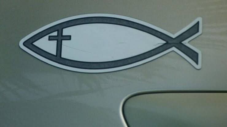 You've surely seen it: Do you know what this fish symbol on cars means?