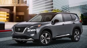 The nissan rogue is a popular compact crossover suv that seats five and has plenty of cargo space. 2021 Nissan Rogue Gets Redesign Better Performance And New Tech Roadshow