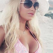 Laura Gadea se destapa y apasiona