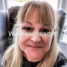 Deanna Upton's Instagram, Twitter & Facebook