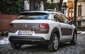 Το c4 στην ονομασία είναι παραπλανητικό, αφού το cactus είναι χτισμένο πάνω στη μικρότερη πλατφόρμα pf1 των. Stacheliges Rendezvous Mit Dem Citroen C4 Cactus Autofilou