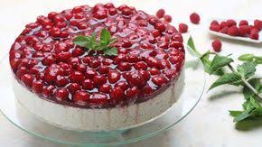 Mohnkuchen Mit Quarksahne Und Frischen Himbeeren Rezept Lebensmittel Essen Himbeeren Kuchen