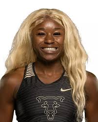 Hannah Meek's Instagram, Twitter & Facebook