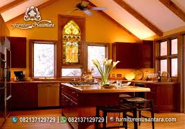 Desain dapur kecil ‍ asal pinter menatanya, dapur kecil bakal kelihatan luas dan bikin kamu desain dapur kecil sederhana seperti di atas bakal kelihatan menarik kalau kamu pintar memilih. Desain Dapur Klasik Minimalis Bahan Kayu Jati Kc 42 Furniture Nusantara