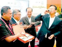 Limau Kasturi Diberi Nafas Baharu Menteri Pertanian Dan Industri Asas Tani Datuk Seri Ahmad Shabery Cheek Kanan Turut Penghilang Bau Badan Bau Badan Jenis