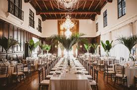 Back In Black A Modern Cool Wedding At The Ebell Club In Long Beach California Green Wedding Shoes Rustic Country Wedding Wedding Locations California Old Hollywood Wedding